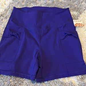 NWT Medium Free people movement pocket shorts